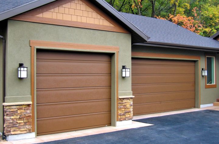 Отдельностоящие гаражные ворота и гаражные комплексы - сравнение и выбор.